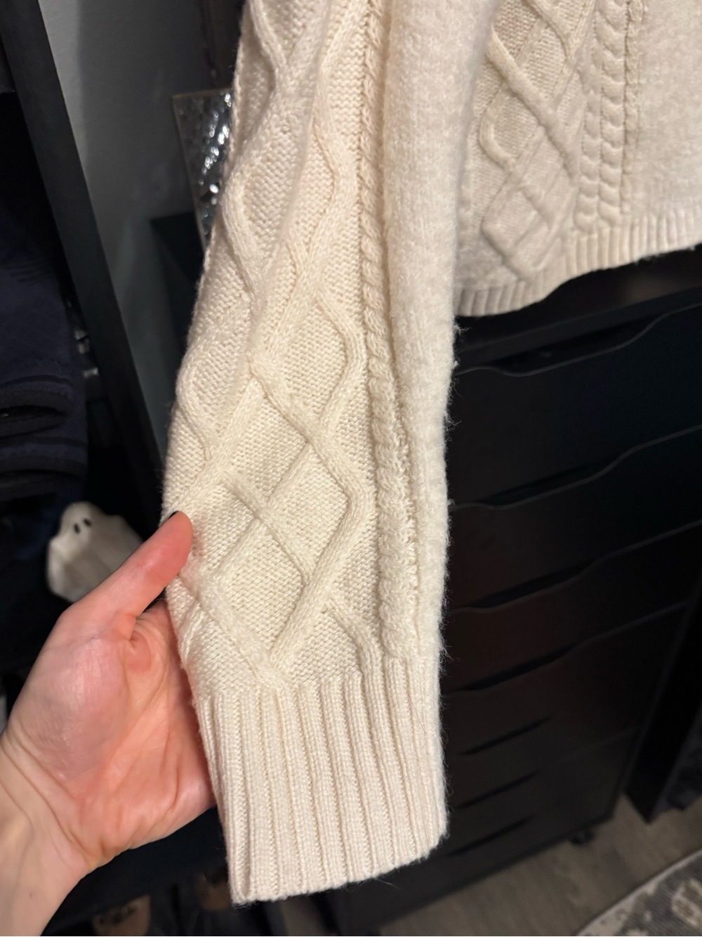 J Crew Classic Cable Knit Wool Oversized Button-Shoulder Sweater in Cream 💟❄️ - Picture 7 of 11